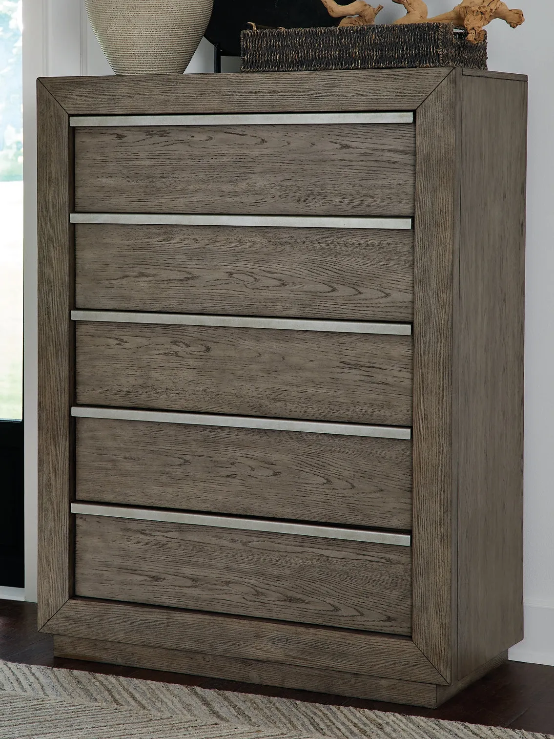 Anibecca Chest of Drawers