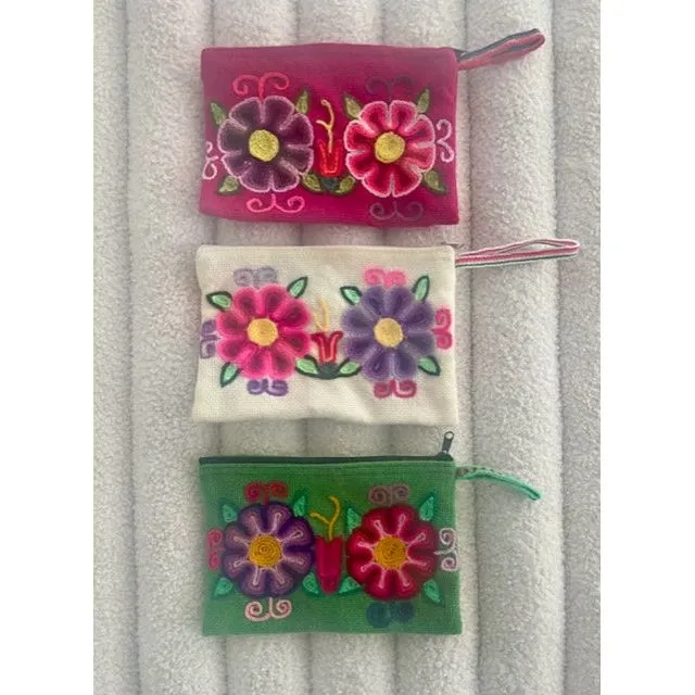 Flor Embroidered Pouch Wristlet