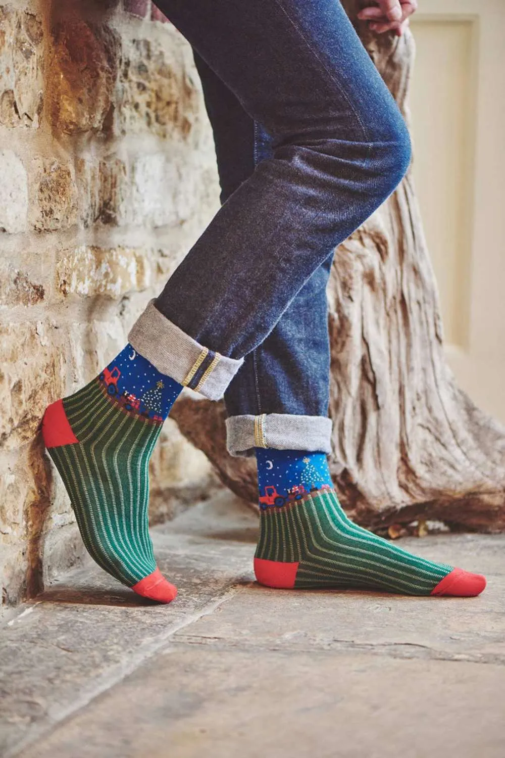 HJ Hall Christmas Farm Scene Rich Cotton Socks
