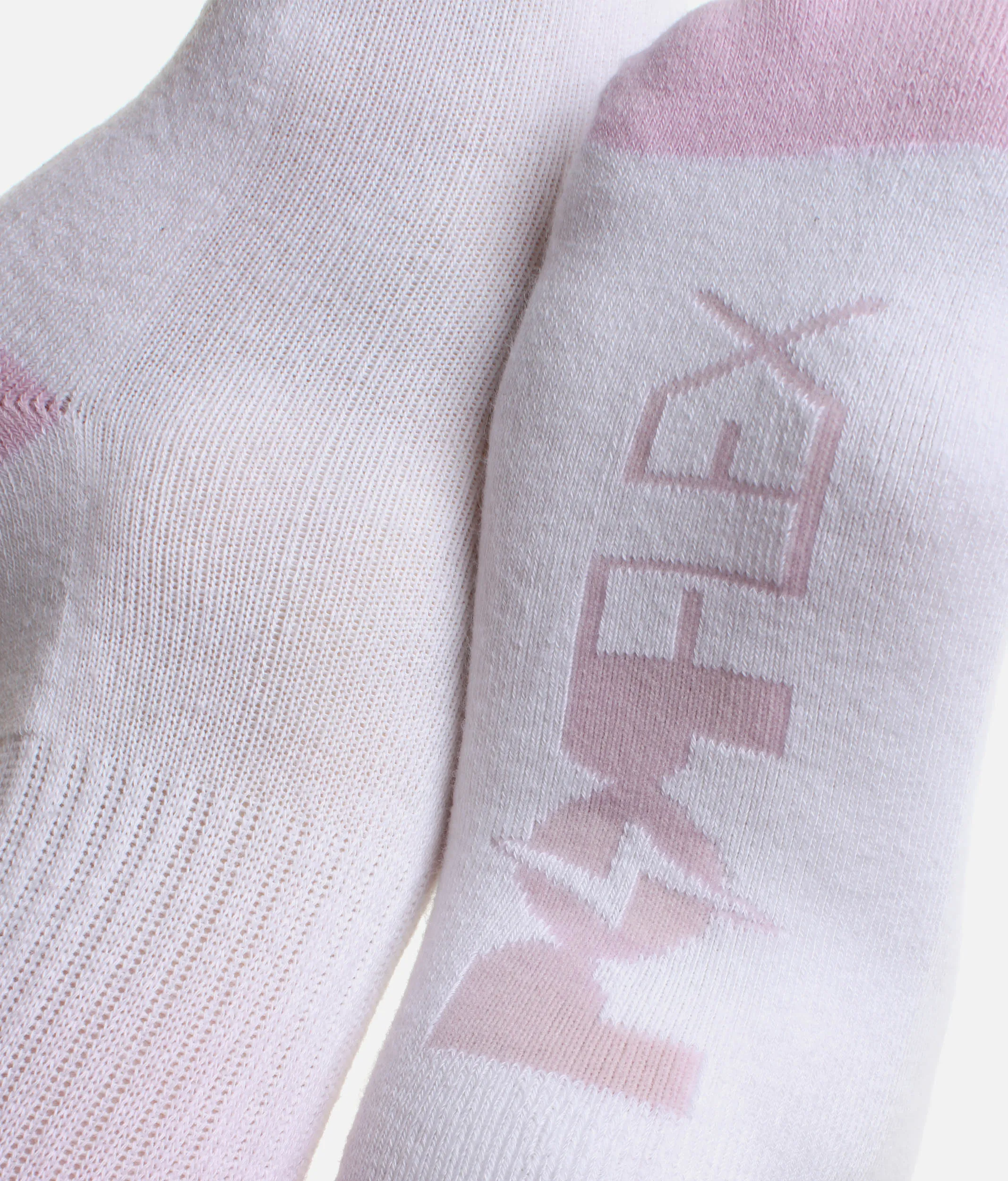 Knee-High Socks – Soft, Stylish, and Perfectly Snug