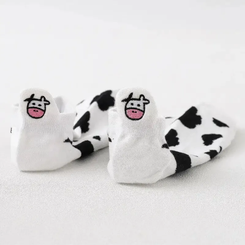 Lovely Embroidery Cow Socks