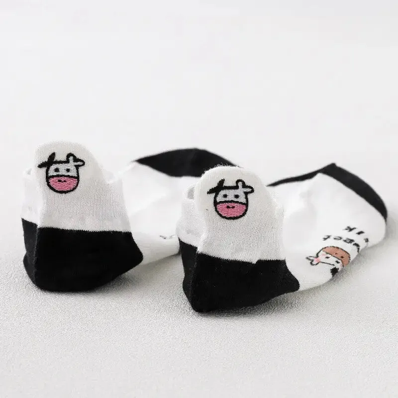 Lovely Embroidery Cow Socks