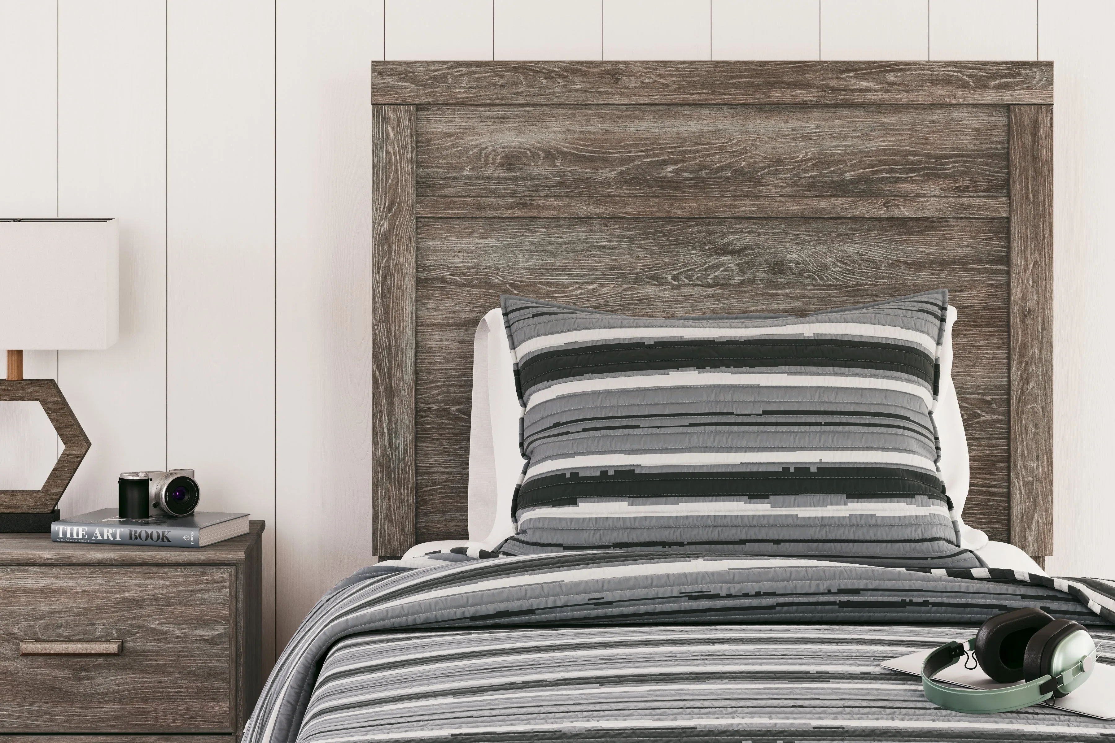 Ralinksi Twin Panel Bed with Mirrored Dresser, Chest and Nightstand in Gray