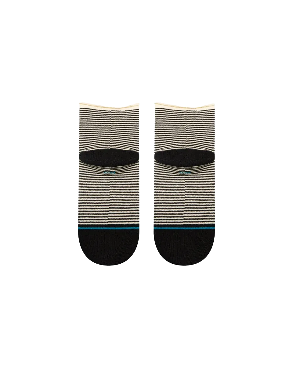 Skelter Quarter Socks in Black